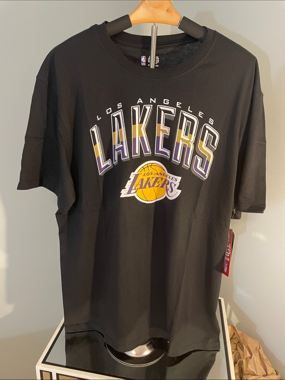 Los Angeles Lakers Black Short Sleeve Tee with Team Logo